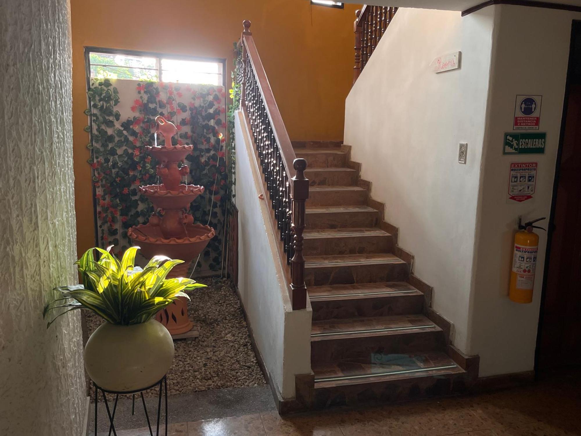 The Chill In Mansion Hostel Santa Marta ภายนอก รูปภาพ